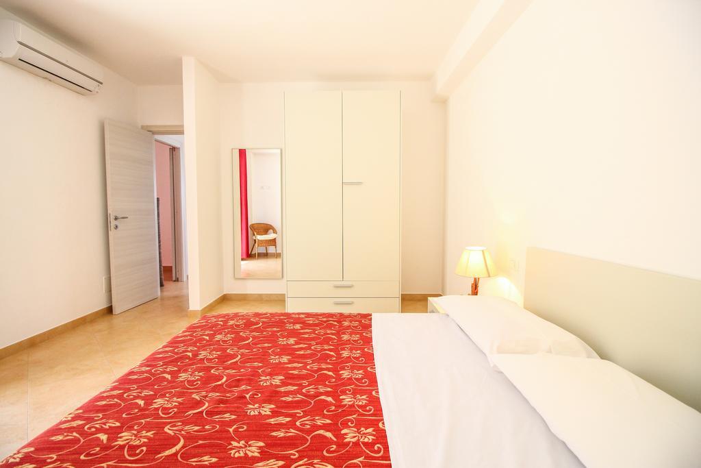 LMP Family Suite Porto Vecchio מראה חיצוני תמונה